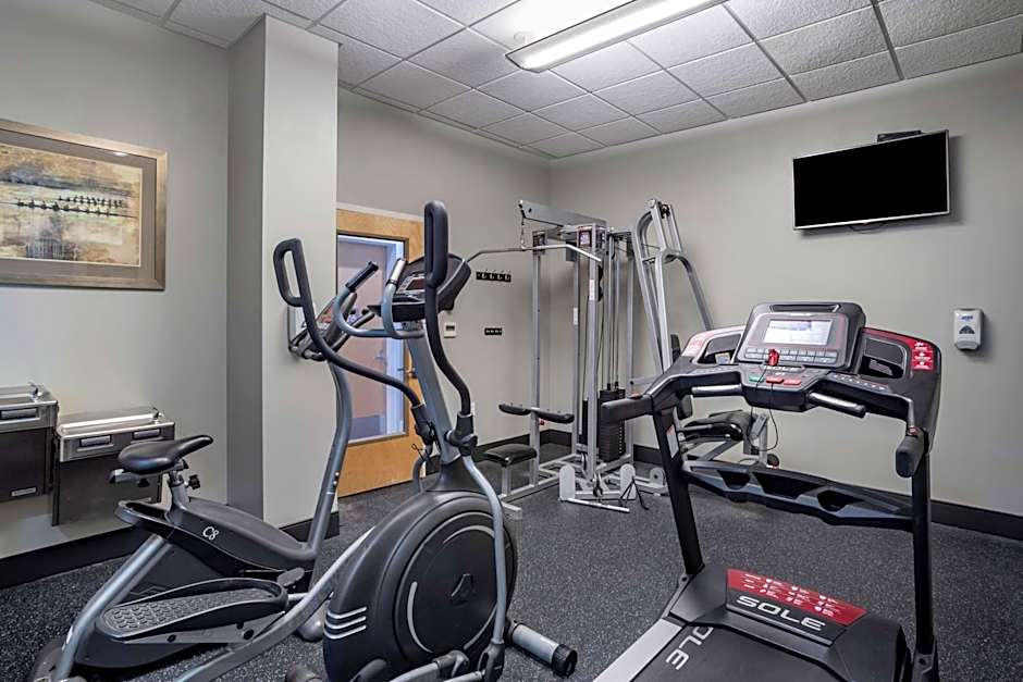 Best Western Plus Philadelphia Airport South At Widener Univ