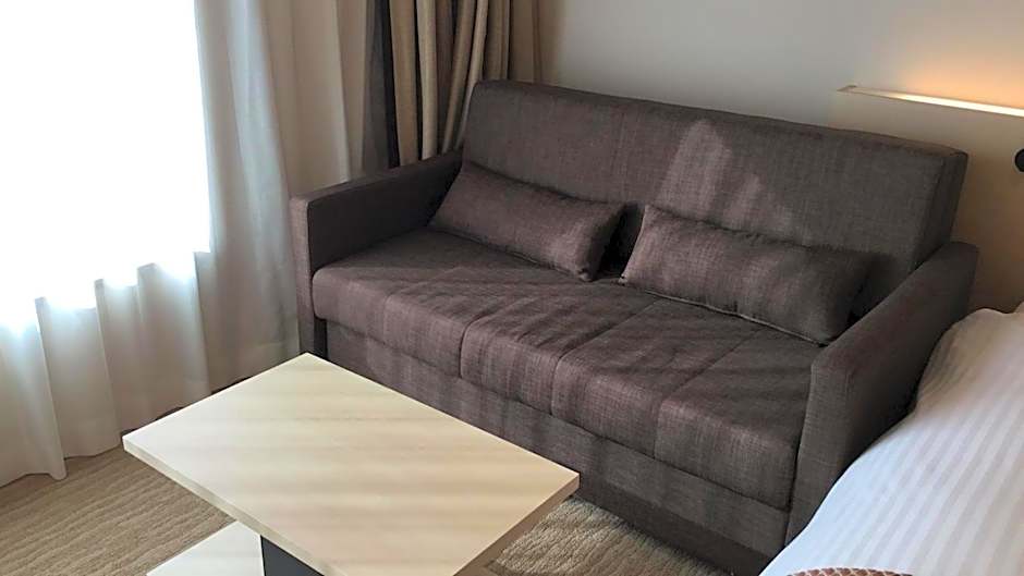 Odysis Suites Osaka Airport Hotel