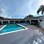 Hollywood Gardens Inn & Suites