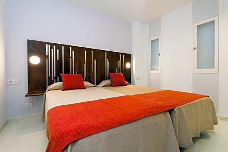 Double Room with Lounge 4 Adults