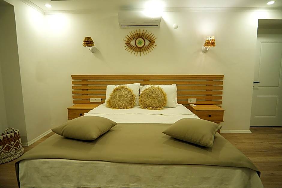 marla suite