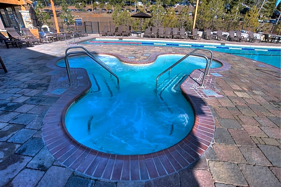 Iron Horse Lodge
