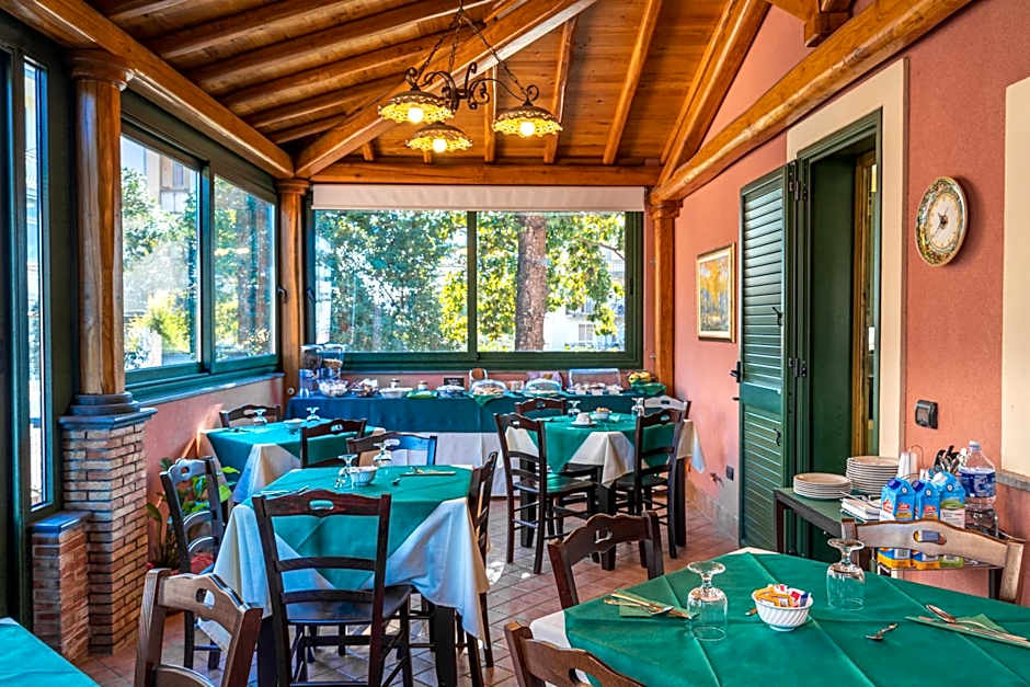 ALHAMBRA - Guest House di Charme