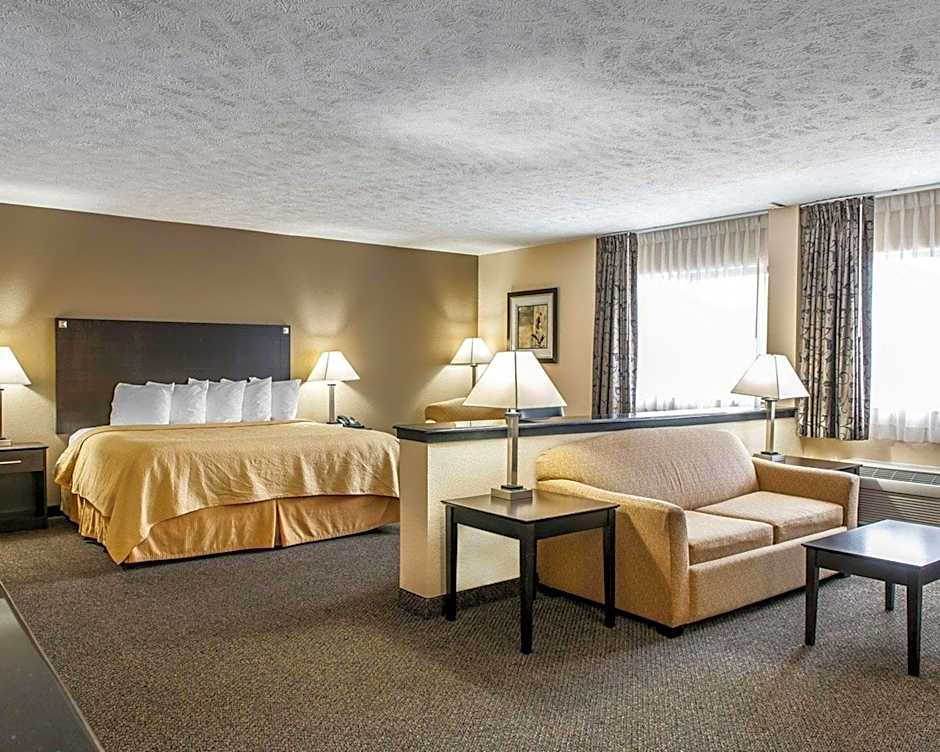 Quality Inn & Suites Mattoon South