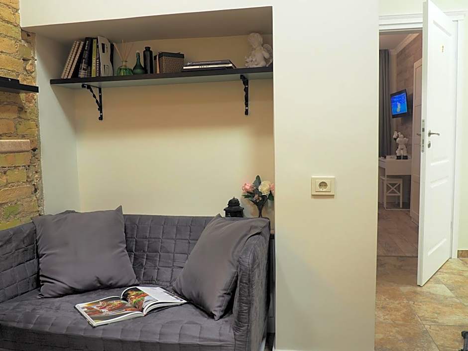 Emi apartment