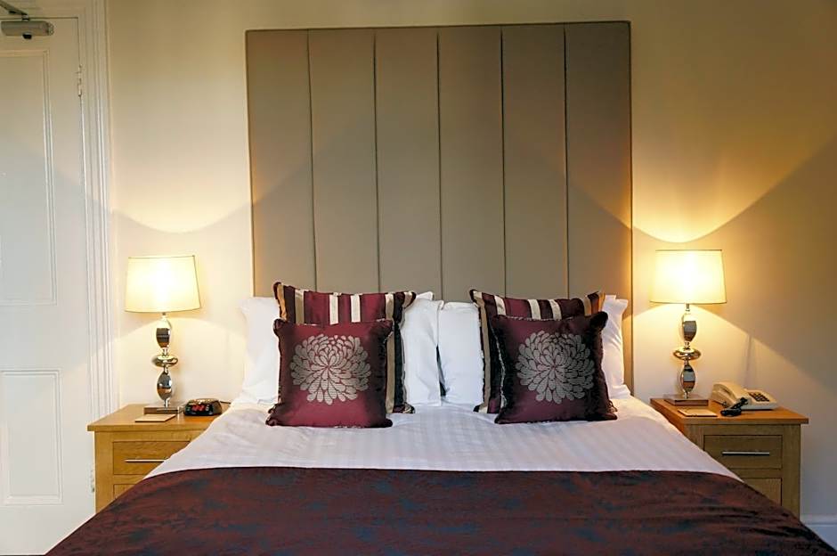 The Lawn Guest House