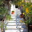 Notis Hotel