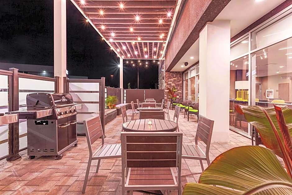 Home2 Suites By Hilton Toronto/Brampton, On