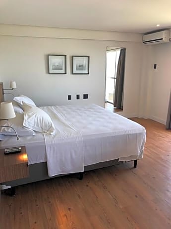 SUITE TWO ROOMS CAPACITY 2