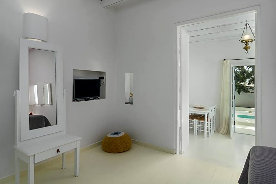 Thalassitra Private Pool Suites