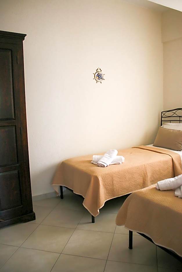 Studios Liotrivi Ouranoupolis