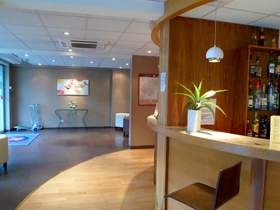 BRIT HOTEL Confort Le Limouzi TULLE