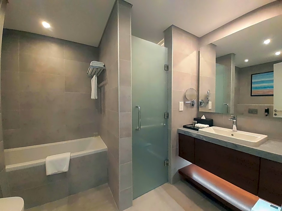 Somerset West Bay Doha