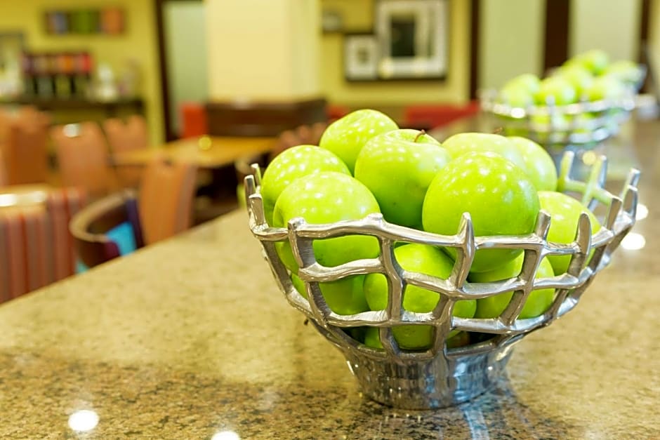 Hampton Inn and Suites Asheville Airport
