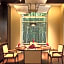 HUALUXE Ningbo Harbor City By IHG