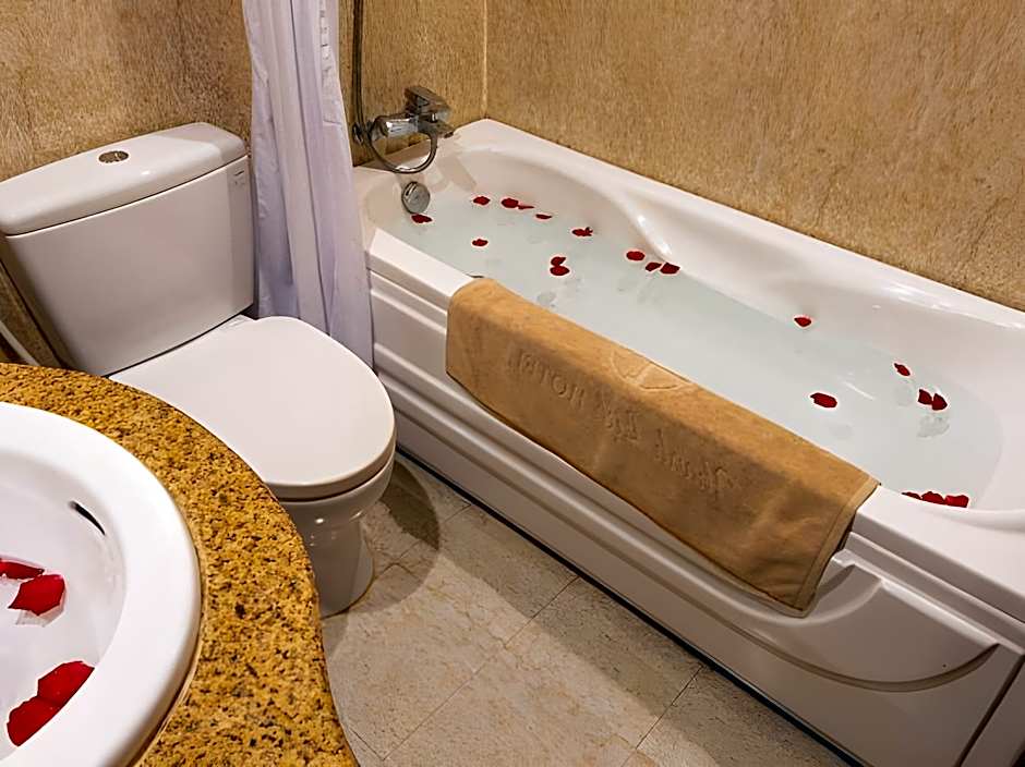 Thanh Lich Hue Hotel
