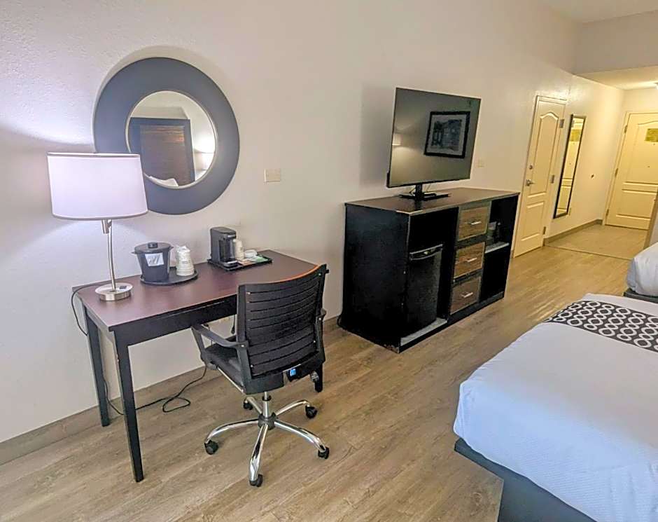 La Quinta Inn & Suites by Wyndham Prattville