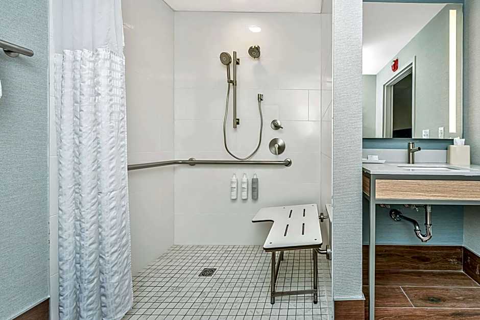 Hilton Garden Inn Charleston Airport