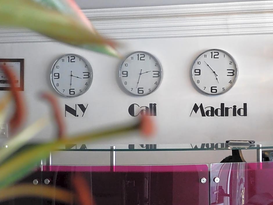 Hotel Calima Real