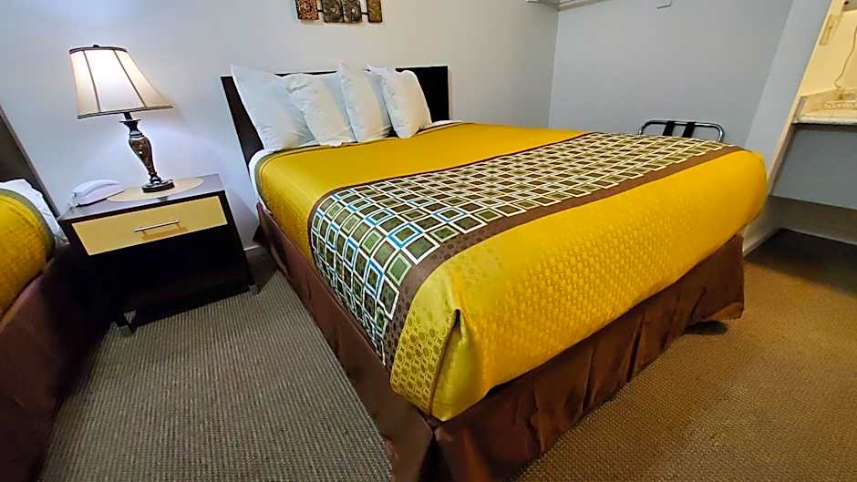 Motel West