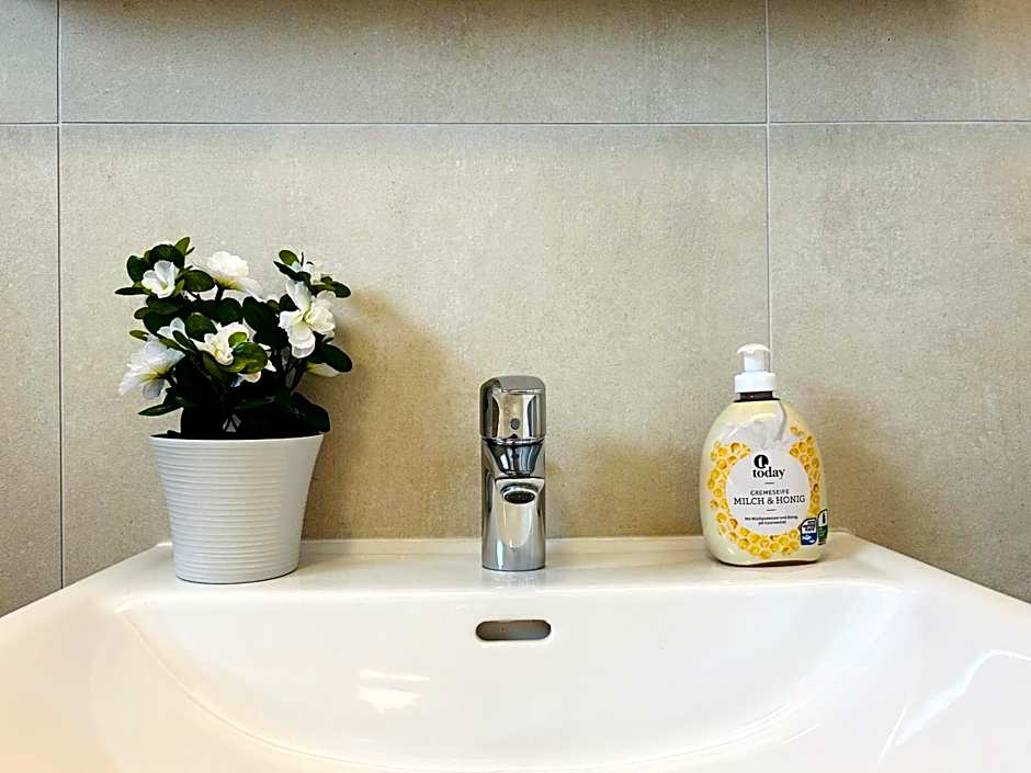 Garden - Free Parking - Modern