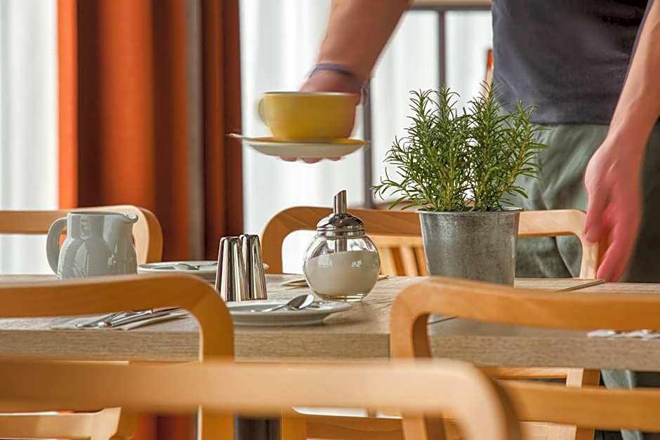 IntercityHotel Zürich Airport