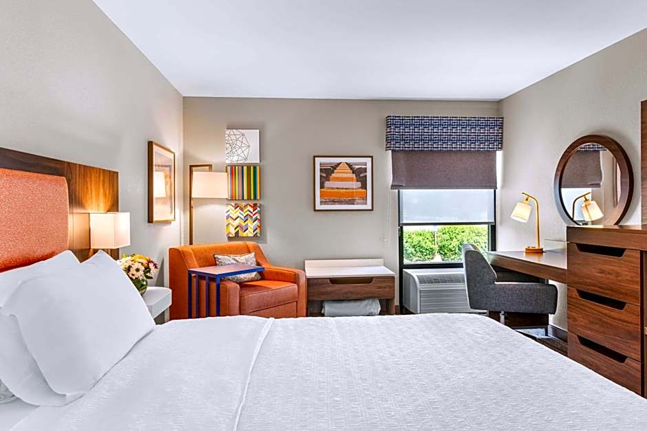 Hampton Inn By Hilton Knoxville-Airport