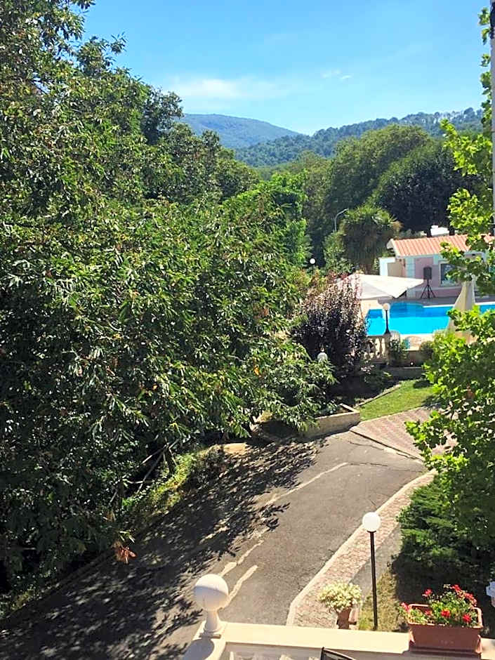 Hotel Gioia Garden