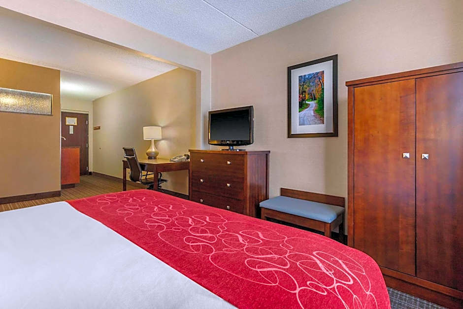 Comfort Suites Green Bay West