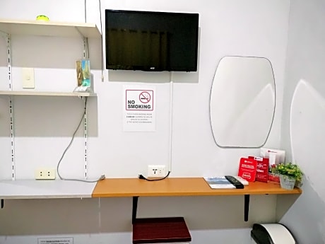 Twin Room A with Shower - Non-Smoking