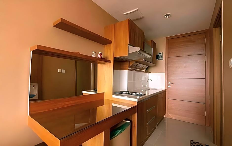 Beverly Dago Apartment