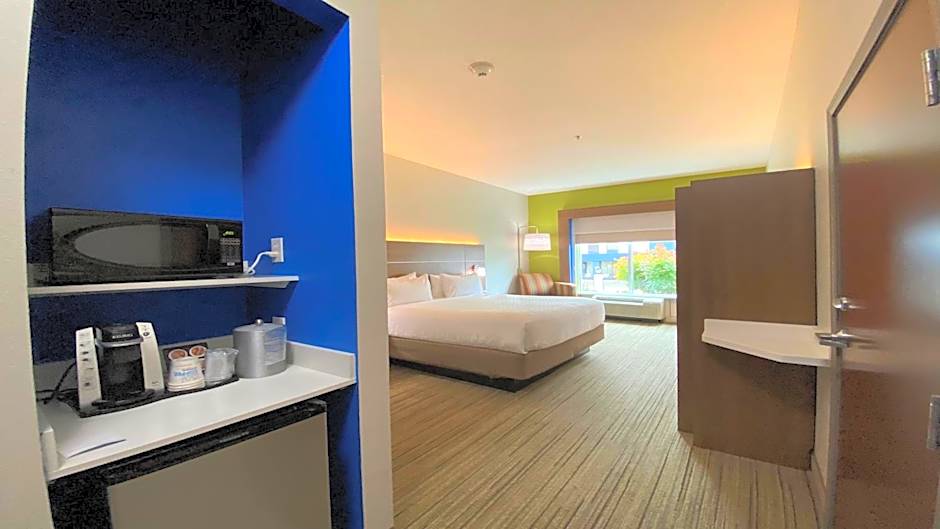 Holiday Inn Express Hotel & Suites Somerset Central By IHG