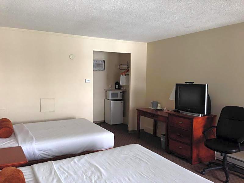 Knights Inn - Lethbridge AB