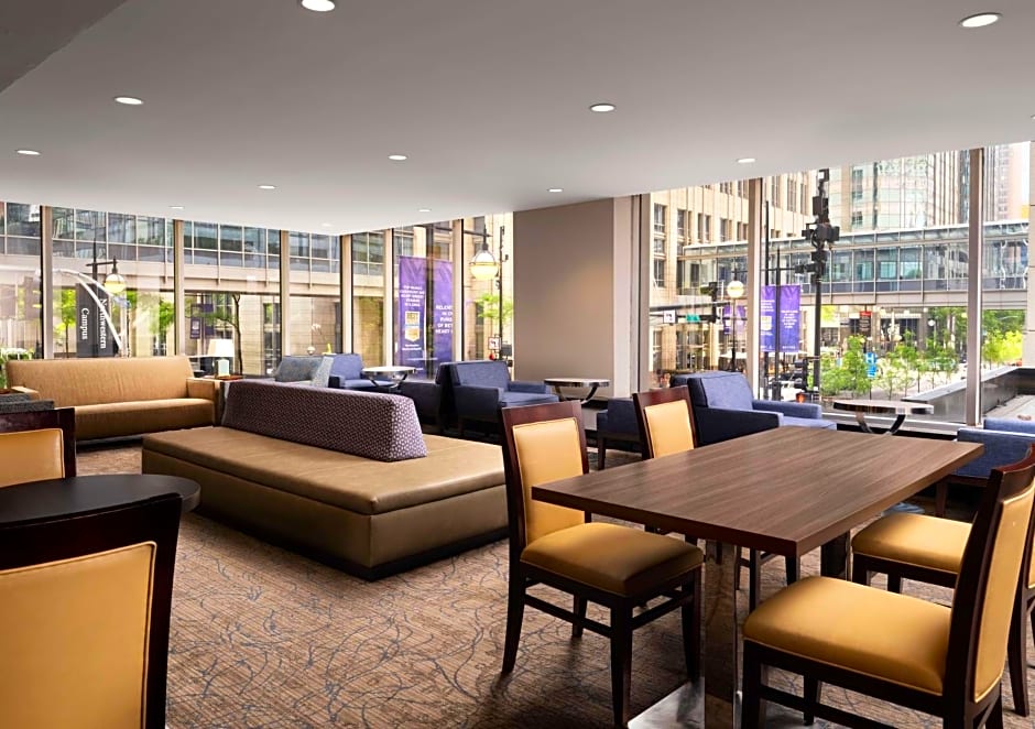 Homewood Suites By Hilton Chicago Downtown - Magnificent Mile