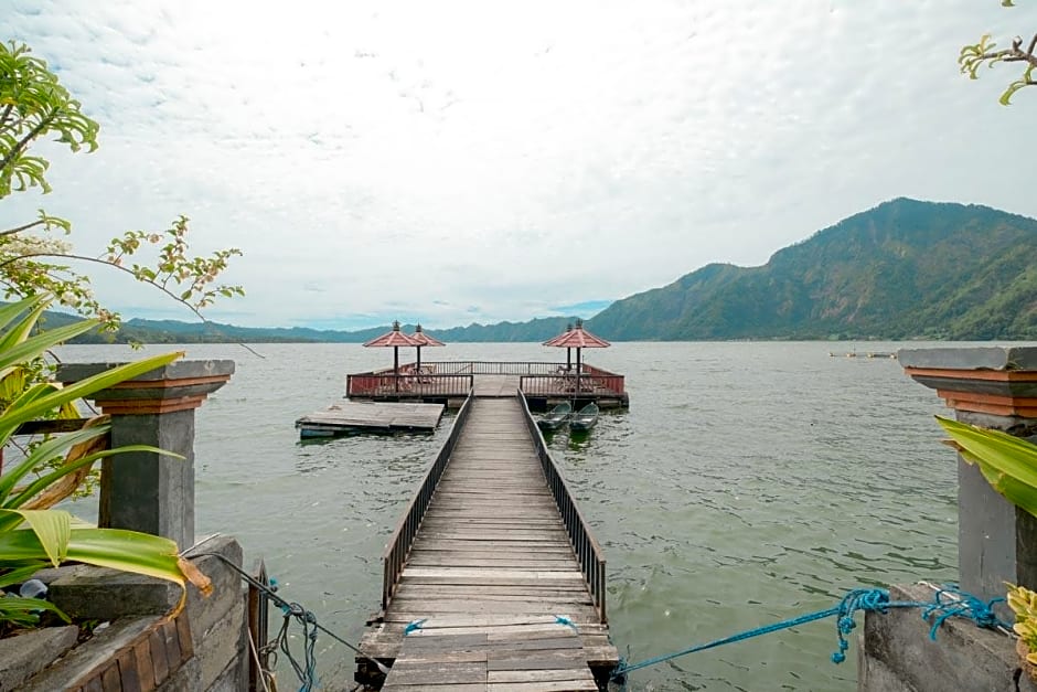 Resto Apung and Bungalow Kedisan Batur Lake View RedPartner