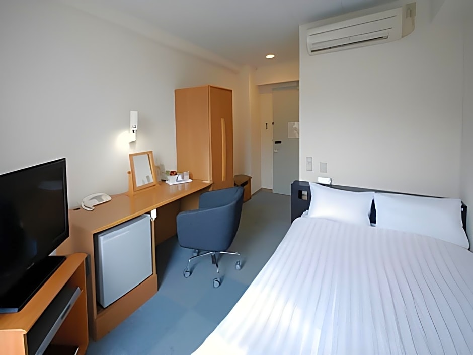 New Station Hotel