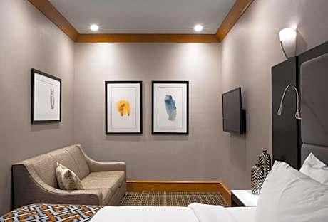 One-Bedroom Suite