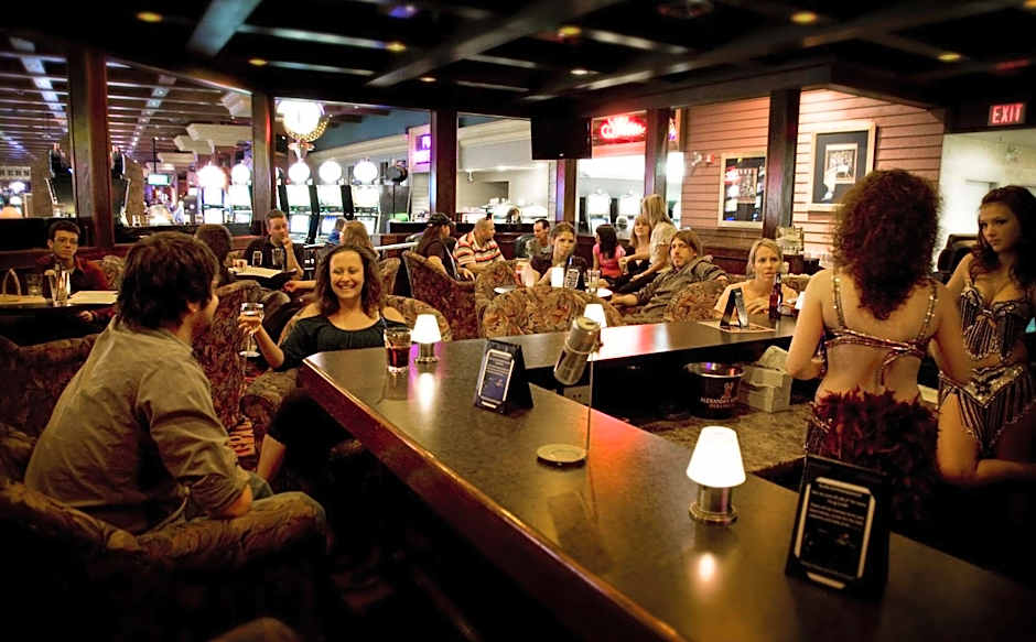 Service Plus Inns & Suites Grande Prairie