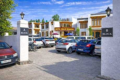Hotel Malik Residency