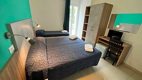 Classic Triple Room