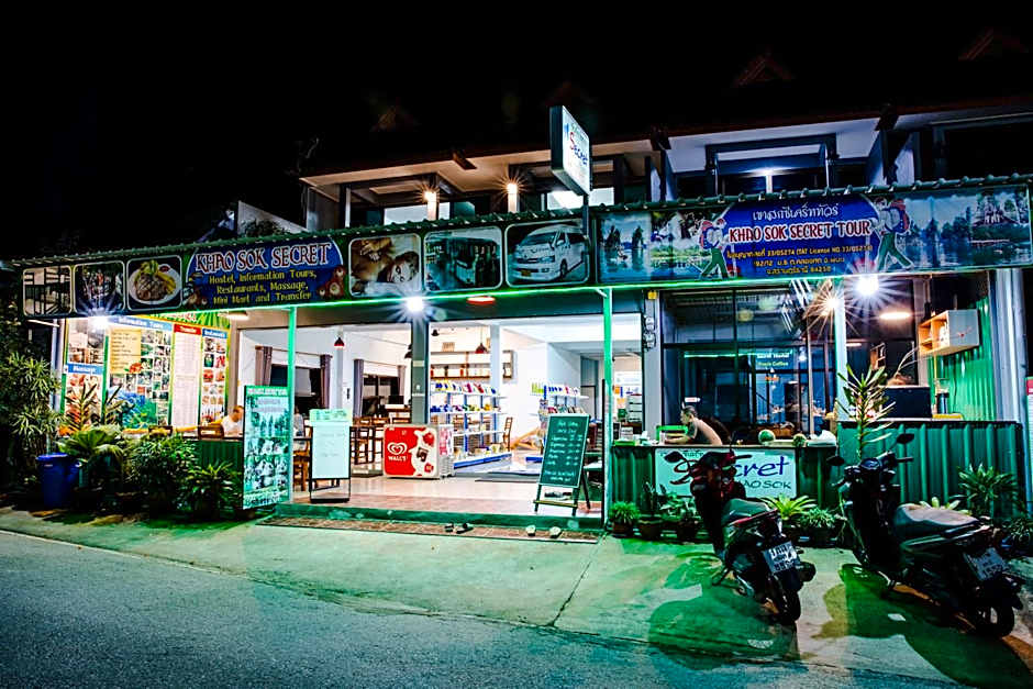 Khaosok Secret Hostel