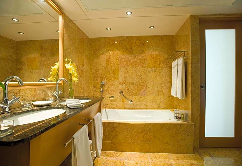 Constantinou Bros Asimina Suites Hotel