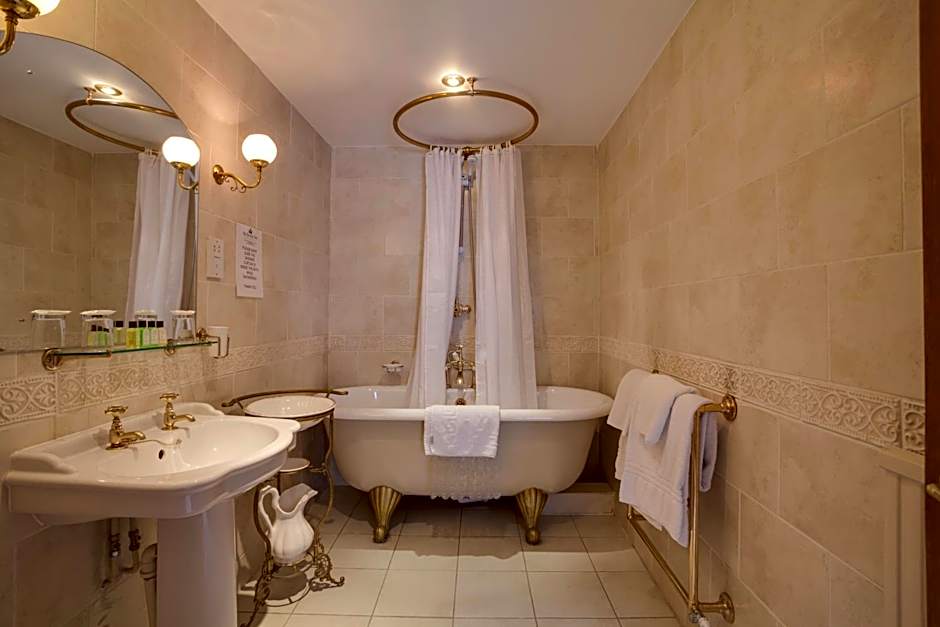 The Saracens Head Hotel