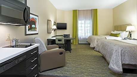 Studio Queen Suite with Two Queen Beds - Communications Accessible