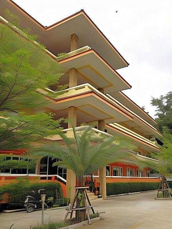 Tharapark View Hotel