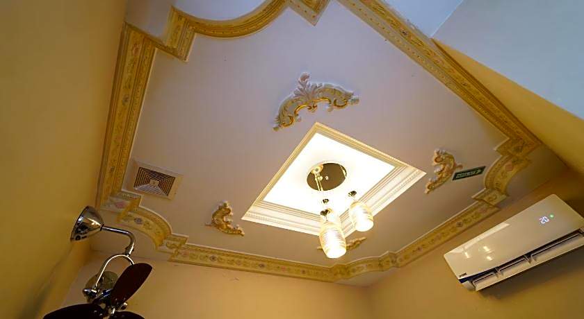 Ghazrin's Classic Hotel