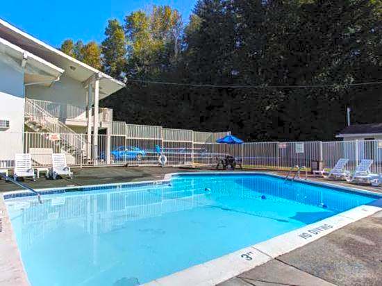 Motel 6-Kelso, WA - Mt. St. Helens