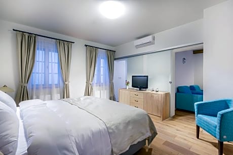 Superior One-Bedroom Suite