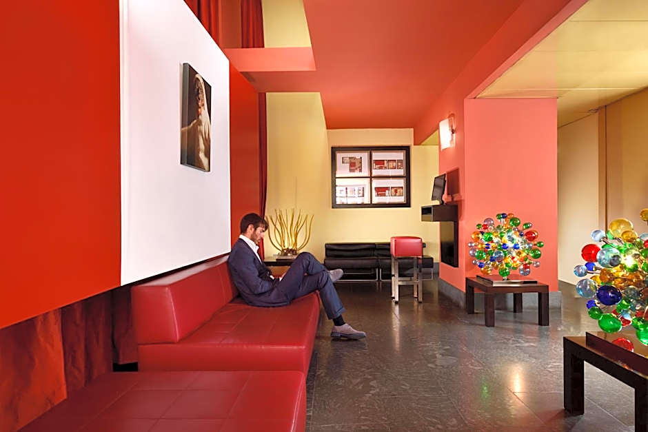 UNA HOTELS Napoli