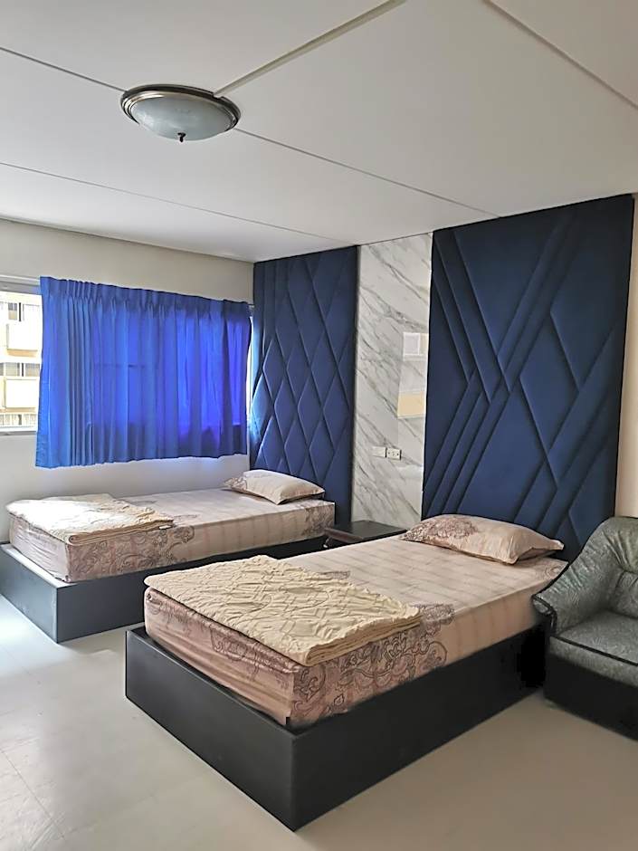 Popular Condo by Jintana